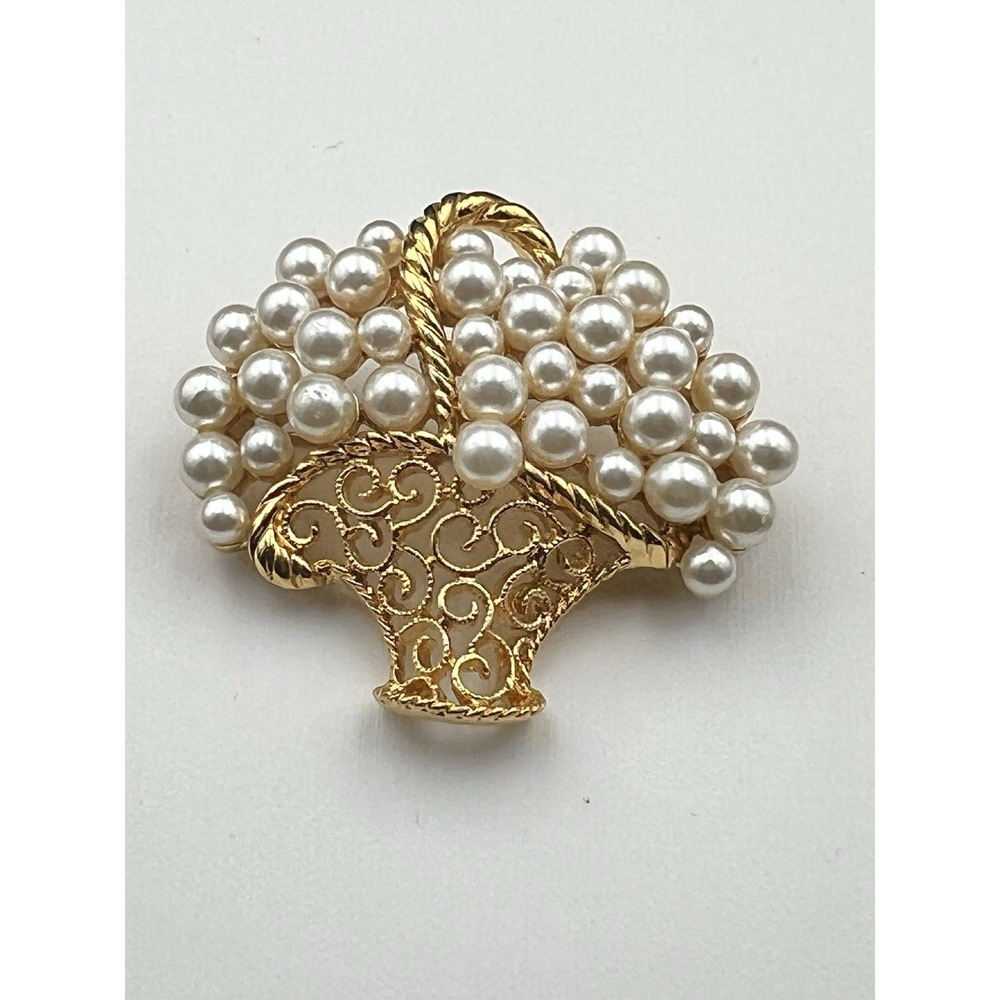Vintage Napier Gold Tone Faux Pearls Basket Of Flowers Brooch